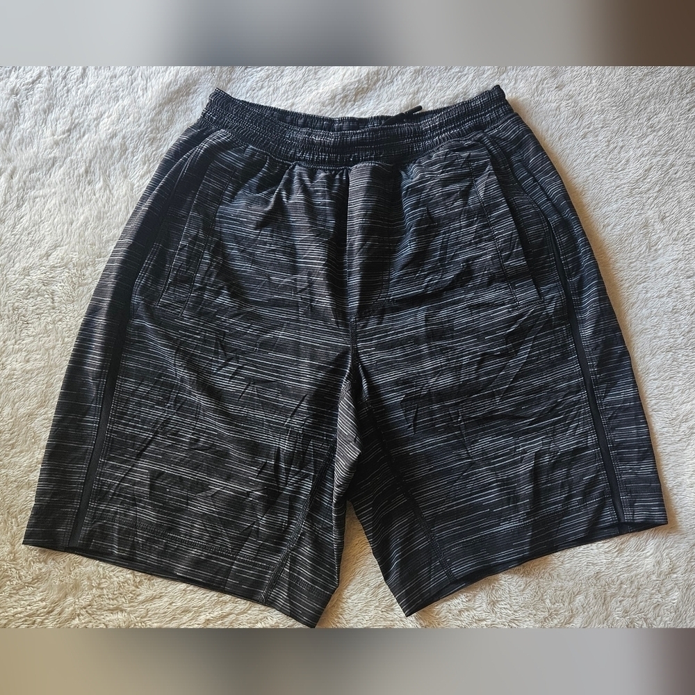 Lululemon Mens Pace Breaker Short 9" Size S